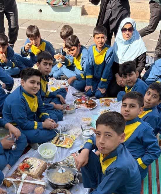 دبستان امیر کبیر نوین (دوره اول و دوم)